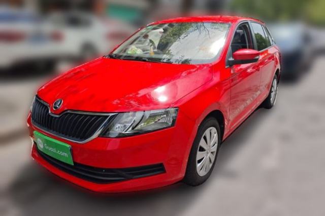 Skoda Rapid Spaceback 2019 Revised Version 1.5L Automatic Standard Edition China VI usado