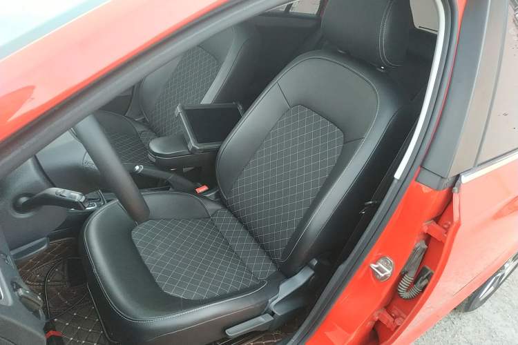 Used Skoda Rapid Spaceback 2019 1.5L Automatic Comfort Edition Left Front Seat