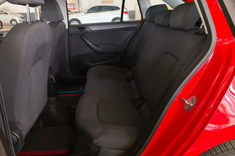 Used Skoda Rapid Spaceback 2019 Revised Version 1.5L Automatic Standard Edition China VI Left Rear Seat