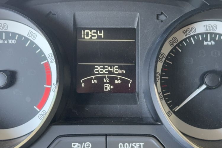 Used Skoda Rapid Spaceback 2019 Revised Version 1.5L Automatic Comfort Edition China V Standard Odometer Close Up