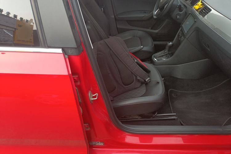 Used Skoda Rapid Spaceback 2019 1.5L Automatic Comfort Edition Right Front Seat