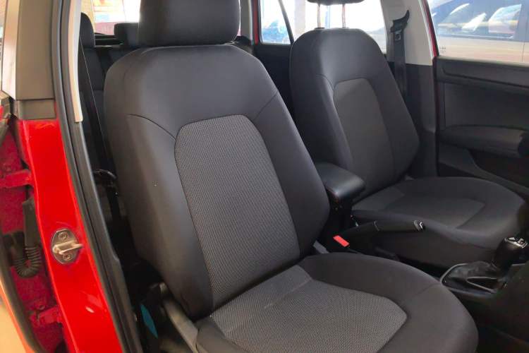 Used Skoda Rapid Spaceback 2019 Revised Version 1.5L Automatic Standard Edition China VI Right Front Seat