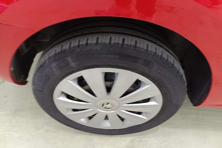 Used Skoda Rapid Spaceback 2019 Revised Version 1.5L Automatic Standard Edition China V Standard Right Rear Wheel Hub