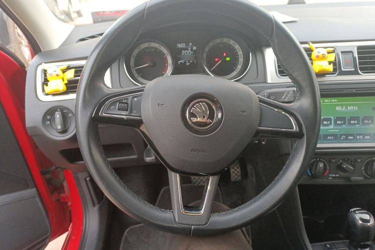 Used Skoda Rapid Spaceback 2019 1.5L Automatic Comfort Edition Steering Wheel