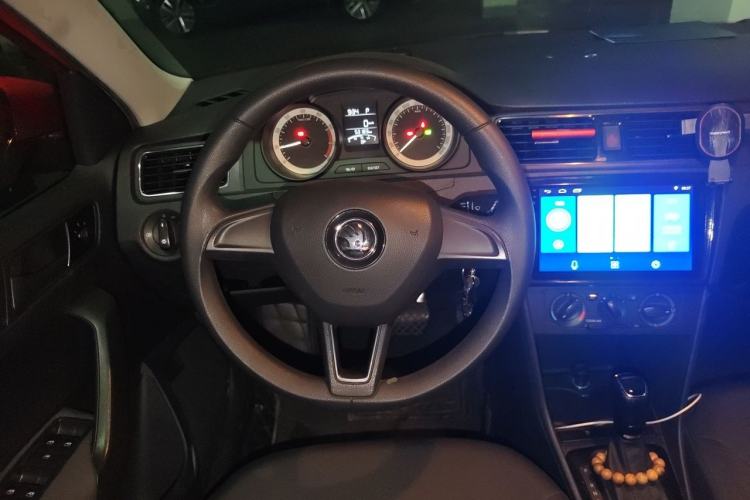 Used Skoda Rapid Spaceback 2019 1.5L Automatic Standard Edition Steering Wheel