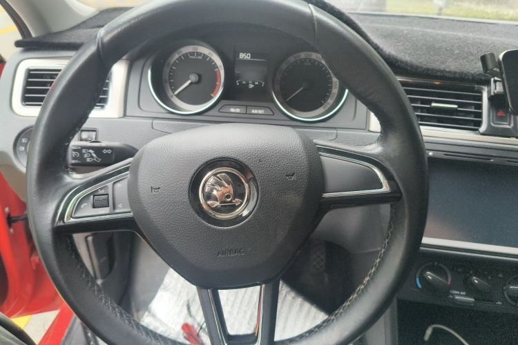 Used Skoda Rapid Spaceback 2019 1.5L Automatic Comfort Edition Steering Wheel