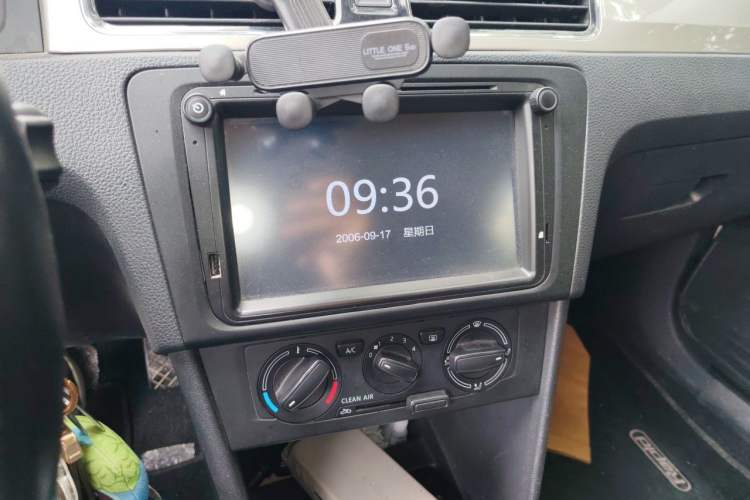 Used Skoda Rapid Spaceback 2019 Revised Version 1.5L Automatic Comfort Edition China VI Standard Audio And AC Panel