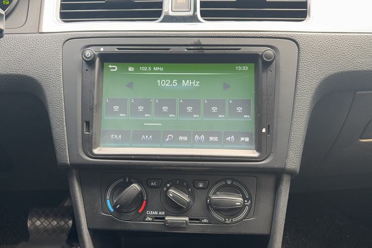Used Skoda Rapid Spaceback 2019 Revised Version 1.5L Automatic Comfort Edition China VI Standard Audio And AC Panel