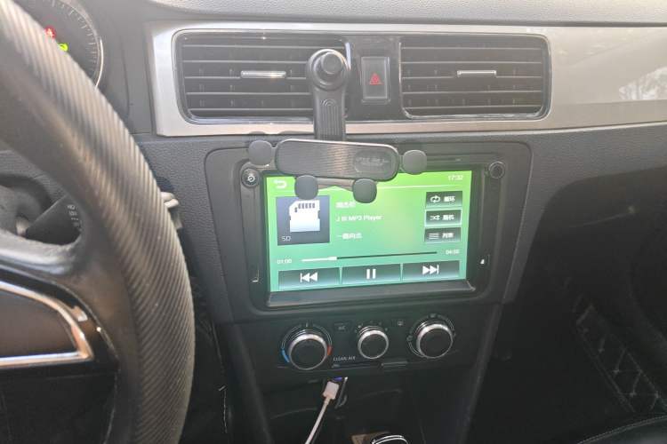 Used Skoda Rapid Spaceback 2019 Revised Version 1.5L Automatic Comfort Edition China V Standard Audio And AC Panel