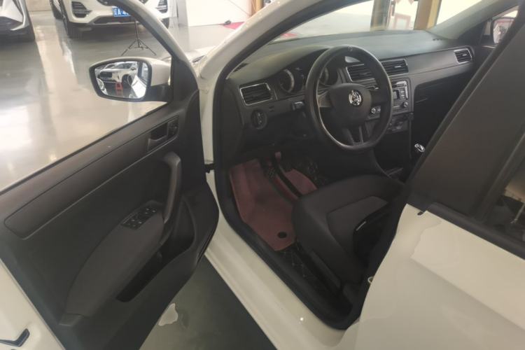 Used Skoda Rapid Spaceback 2019 Revised Version 1.5L Manual Entry-Level Edition China VI Driver Seat