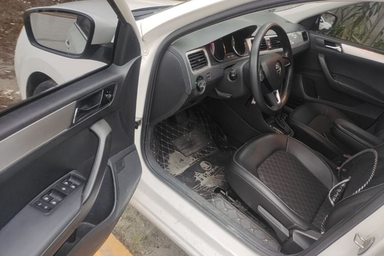 Used Skoda Rapid Spaceback 2019 1.5L Automatic Comfort Edition Driver Seat
