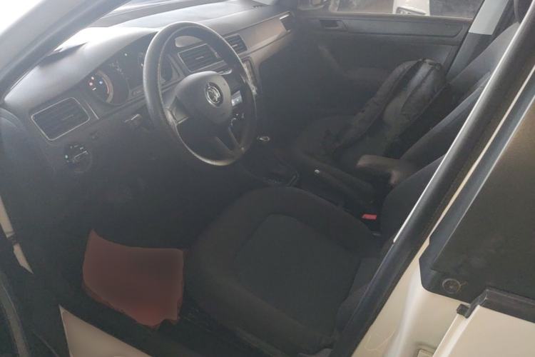 Used Skoda Rapid Spaceback 2019 Revised Version 1.5L Automatic Standard Edition China V Standard Driver Seat
