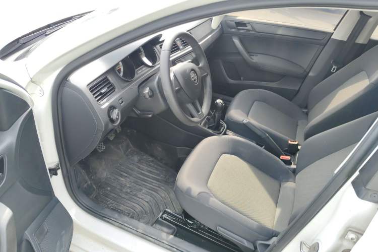Used Skoda Rapid Spaceback 2019 Revised Version 1.5L Manual Standard Edition China VI Driver Seat