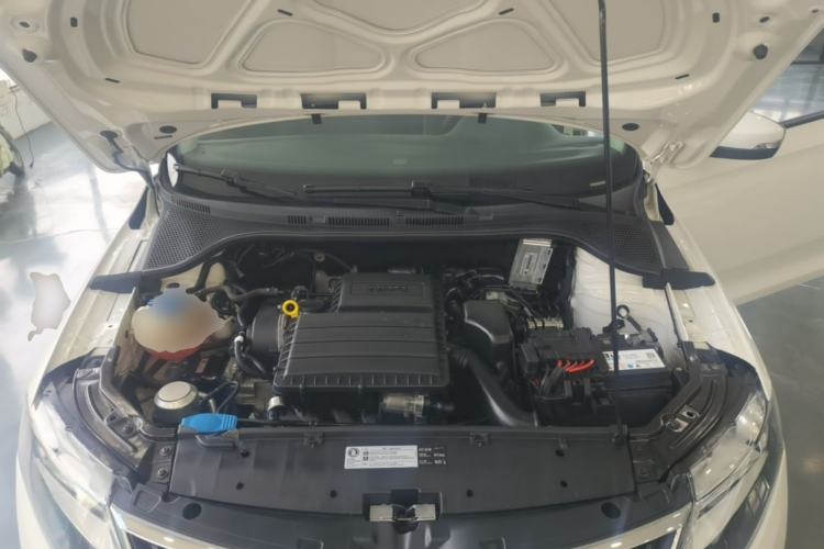 Used Skoda Rapid Spaceback 2019 Revised Version 1.5L Manual Entry-Level Edition China VI Engine Bay