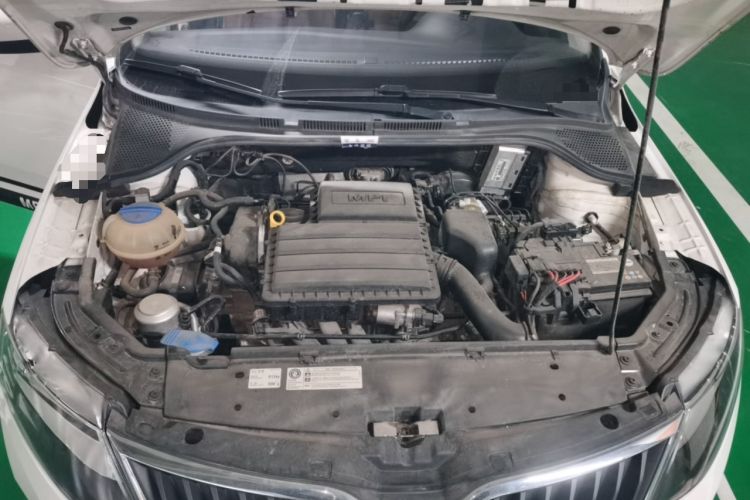 Used Skoda Rapid Spaceback 2019 Revised Version 1.5L Automatic Comfort Edition China VI Standard Engine Bay