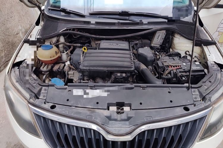 Used Skoda Rapid Spaceback 2019 1.5L Automatic Comfort Edition Engine Bay