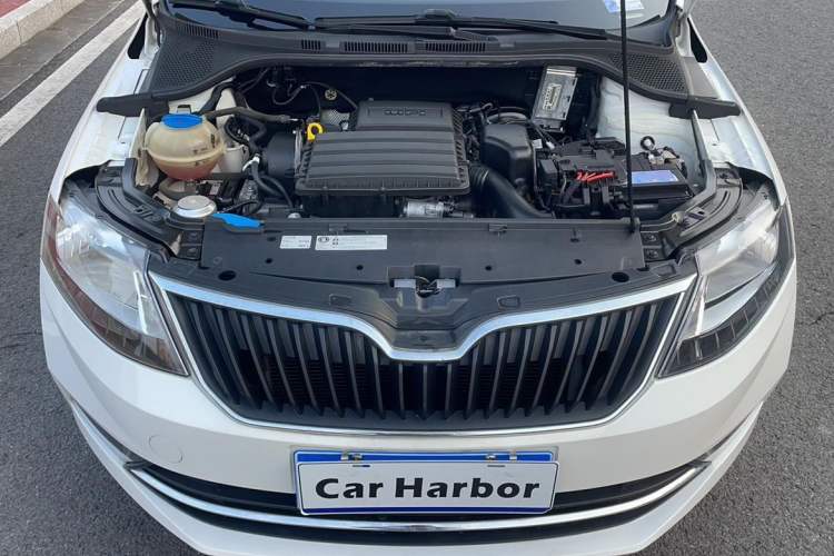 Used Skoda Rapid Spaceback 2019 Revised Version 1.5L Automatic Comfort Edition China V Standard Engine Bay