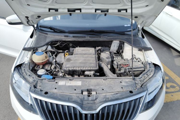 Used Skoda Rapid Spaceback 2019 Revised Version 1.5L Manual Standard Edition China VI Engine Bay