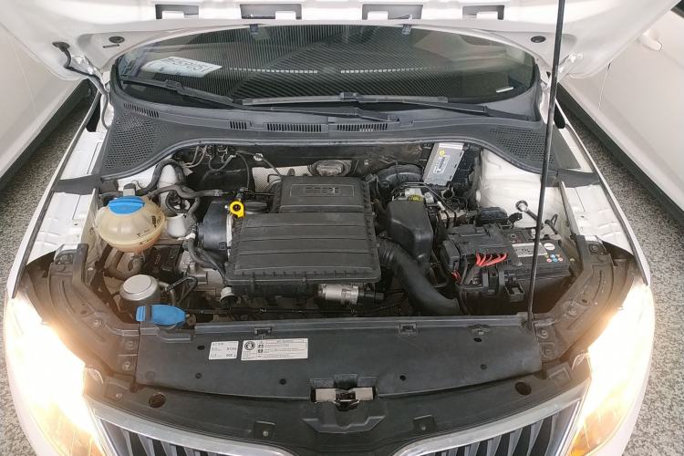 Used Skoda Rapid Spaceback 2019 Revised Version 1.5L Automatic Comfort Edition China V Standard Engine Bay