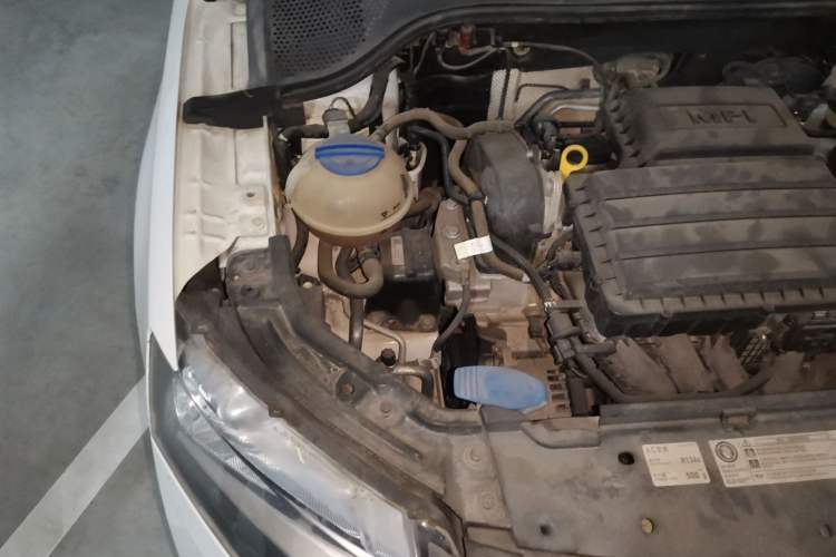 Used Skoda Rapid Spaceback 2019 1.5L Automatic Comfort Edition Engine Bay Right