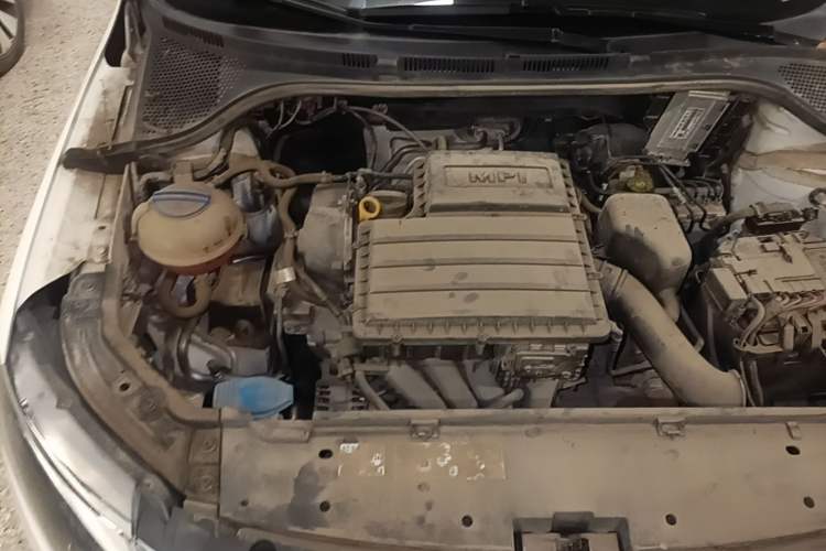 Used Skoda Rapid Spaceback 2019 1.5L Automatic Standard Edition Engine Bay Right