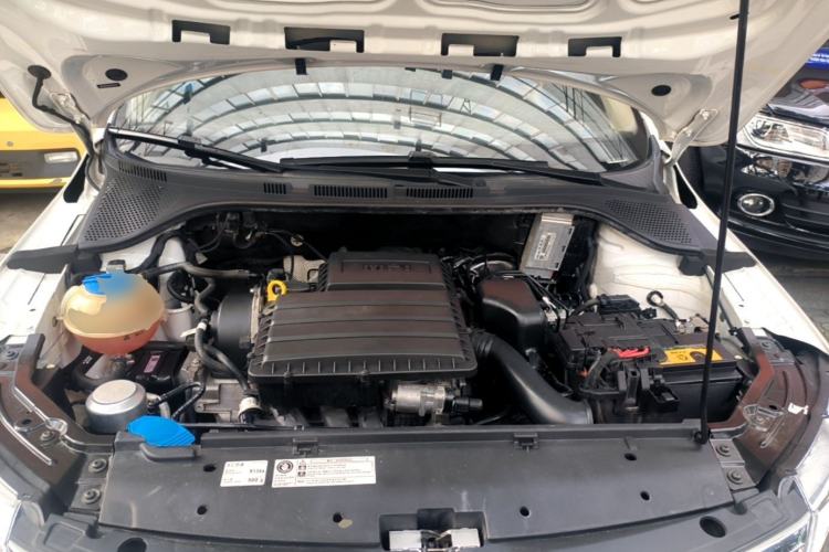 Used Skoda Rapid Spaceback 2019 Revised Version 1.5L Automatic Standard Edition China V Standard Engine Bay