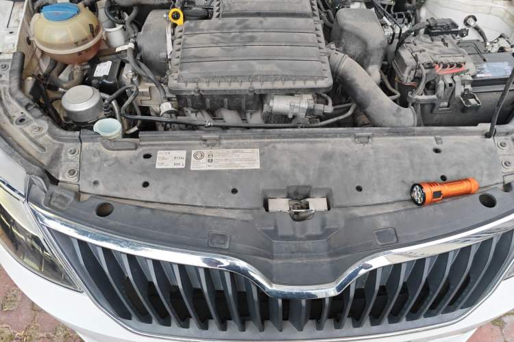 Used Skoda Rapid Spaceback 2019 Revised Version 1.5L Automatic Comfort Edition China V Standard Engine Bay
