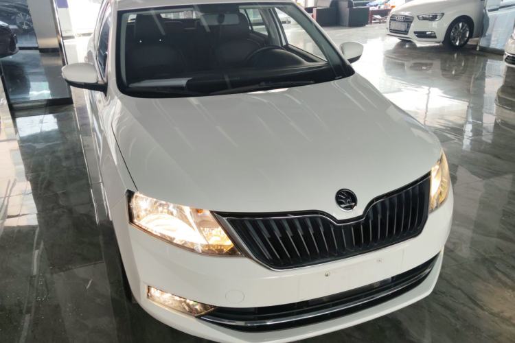 Used Skoda Rapid Spaceback 2019 1.5L Automatic Comfort Edition Exterior 1