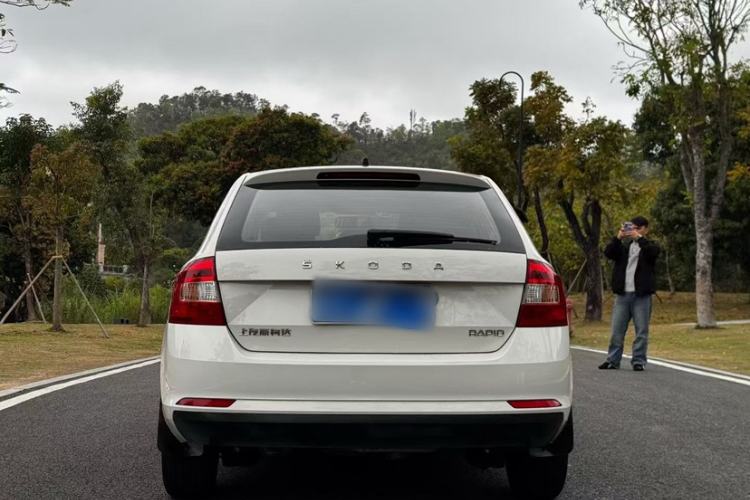 Used Skoda Rapid Spaceback 2019 Revised Version 1.5L Automatic Standard Edition China V Standard Exterior 2