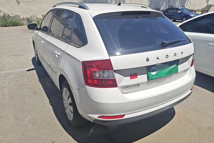 Used Skoda Rapid Spaceback 2019 1.5L Automatic Standard Edition Exterior 2