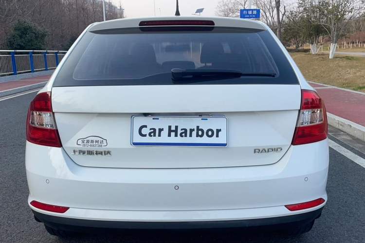 Used Skoda Rapid Spaceback 2019 Revised Version 1.5L Automatic Comfort Edition China V Standard Exterior 4