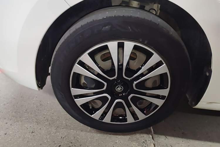 Used Skoda Rapid Spaceback 2019 Revised Version 1.5L Automatic Standard Edition China V Standard Exterior 4