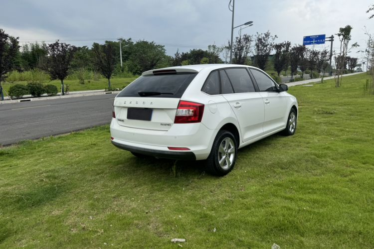 Used Skoda Rapid Spaceback 2019 Revised Version 1.5L Automatic Comfort Edition China V Standard Exterior 5