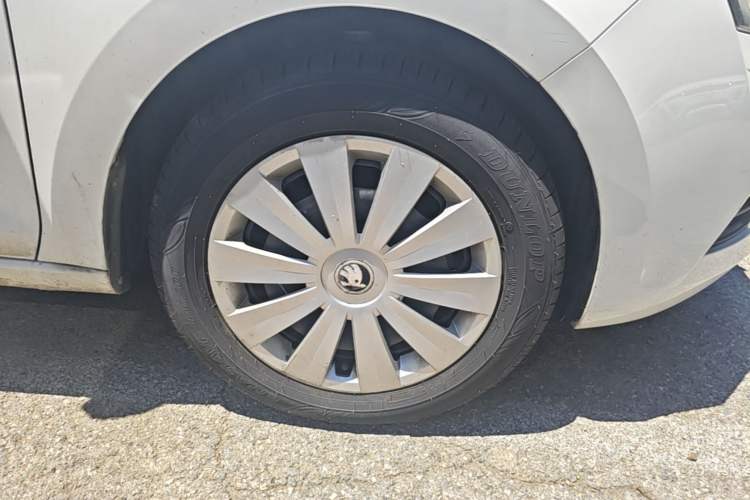 Used Skoda Rapid Spaceback 2019 1.5L Automatic Standard Edition Exterior 5