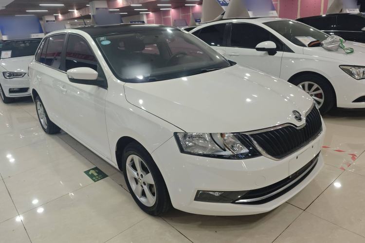 Used Skoda Rapid Spaceback 2019 Revised Version 1.5L Automatic Comfort Edition China VI Standard Front Right 45 Deg