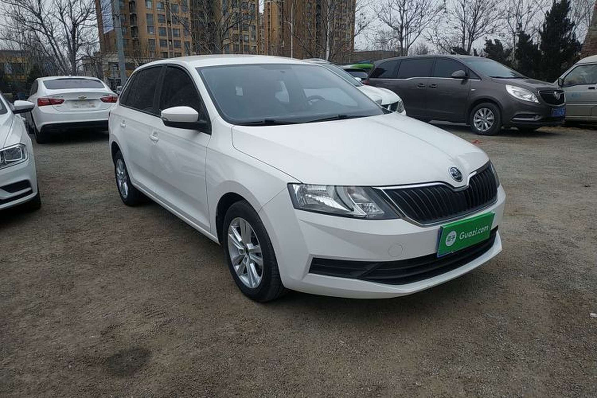 Used Skoda Rapid Spaceback 2019 Revised Version 1.5L Automatic Standard Edition China V Standard Front Right 45 Deg