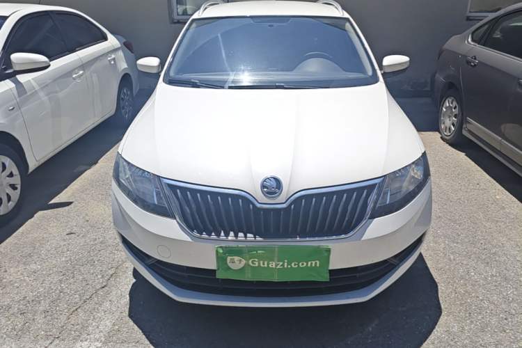 Used Skoda Rapid Spaceback 2019 1.5L Automatic Standard Edition Front