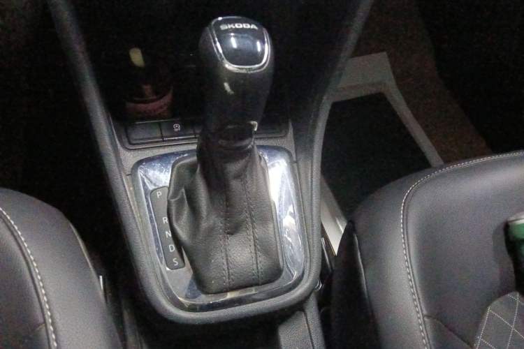 Used Skoda Rapid Spaceback 2019 Revised Version 1.5L Automatic Comfort Edition China V Standard Gear Lever