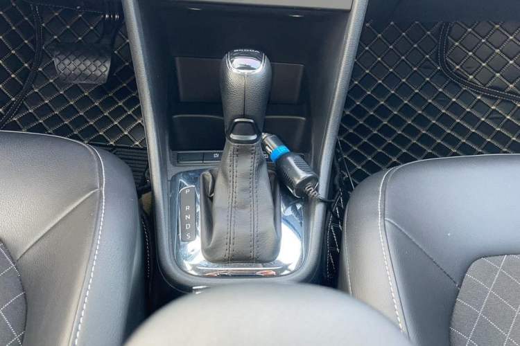 Used Skoda Rapid Spaceback 2019 Revised Version 1.5L Automatic Comfort Edition China V Standard Gear Lever