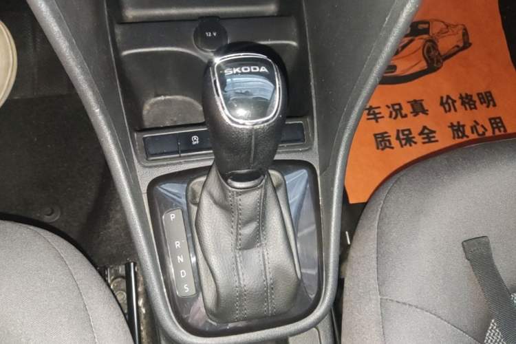 Used Skoda Rapid Spaceback 2019 Revised Version 1.5L Automatic Standard Edition China V Standard Gear Lever