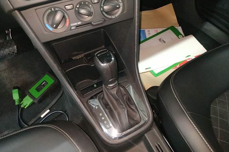 Used Skoda Rapid Spaceback 2019 Revised Version 1.5L Automatic Comfort Edition China V Standard Gear Lever