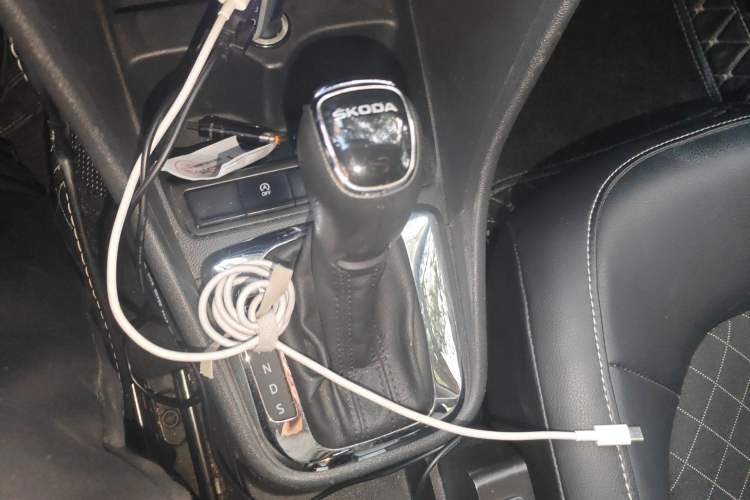 Used Skoda Rapid Spaceback 2019 Revised Version 1.5L Automatic Comfort Edition China V Standard Gear Lever