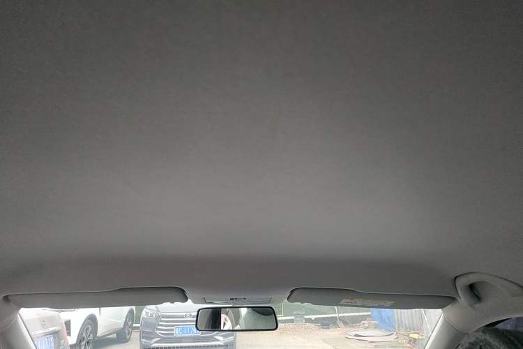 Used Skoda Rapid Spaceback 2019 Revised Version 1.5L Automatic Standard Edition China V Standard Headliner