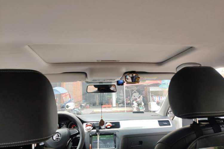 Used Skoda Rapid Spaceback 2019 Revised Version 1.5L Automatic Comfort Edition China V Standard Headliner