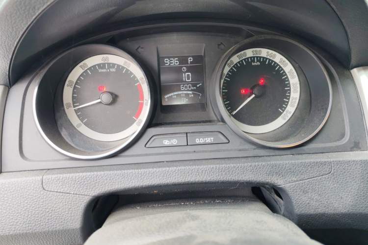 Used Skoda Rapid Spaceback 2019 Revised Version 1.5L Automatic Comfort Edition China VI Standard Instrument Cluster