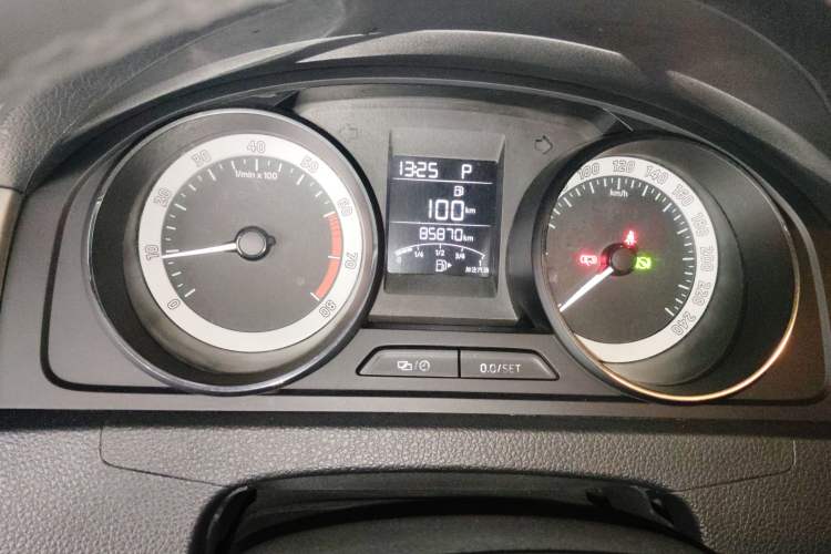 Used Skoda Rapid Spaceback 2019 1.5L Automatic Comfort Edition Instrument Cluster