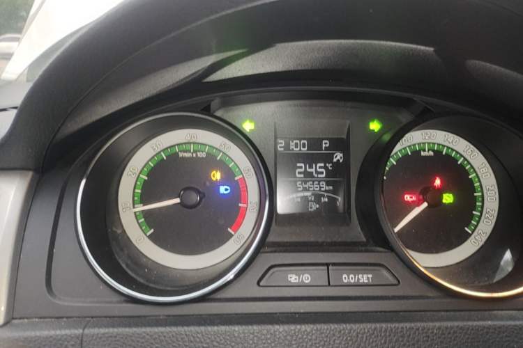 Used Skoda Rapid Spaceback 2019 1.5L Automatic Comfort Edition Instrument Cluster
