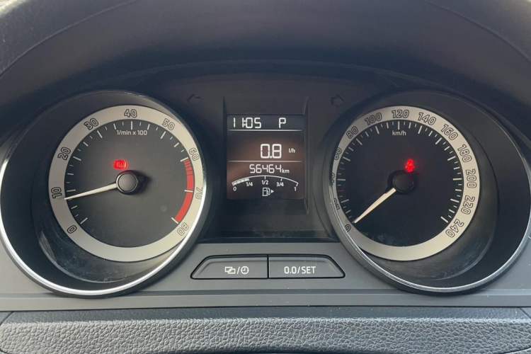 Used Skoda Rapid Spaceback 2019 Revised Version 1.5L Automatic Comfort Edition China V Standard Instrument Cluster