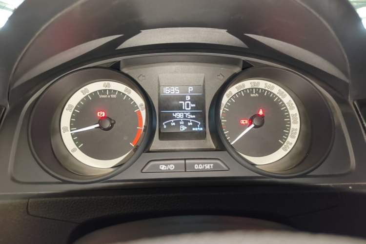 Used Skoda Rapid Spaceback 2019 Revised Version 1.5L Automatic Standard Edition China VI Instrument Cluster