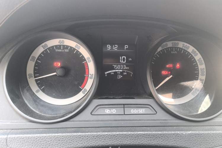 Used Skoda Rapid Spaceback 2019 Revised Version 1.5L Automatic Standard Edition China V Standard Instrument Cluster